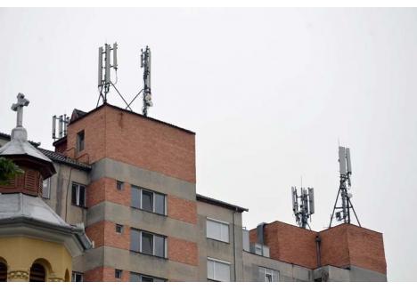 BUNI DE PLATĂ. Municipalitatea a trimis deja companiilor de telefonie înştiinţări cu privire la obligativitatea declarării antenelor, iar dacă nu va primi răspuns le va taxa din oficiu...
